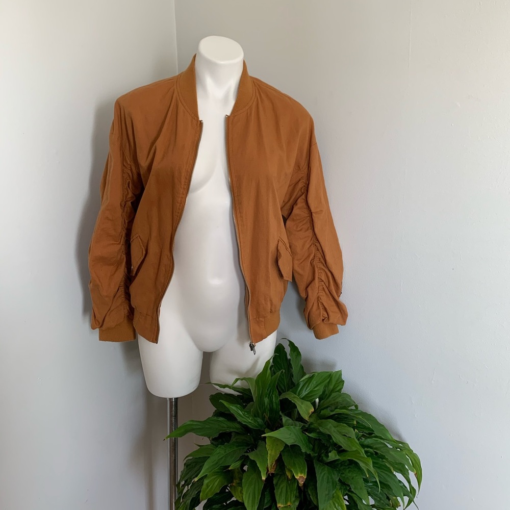 FOREVER 21 Tan jacket